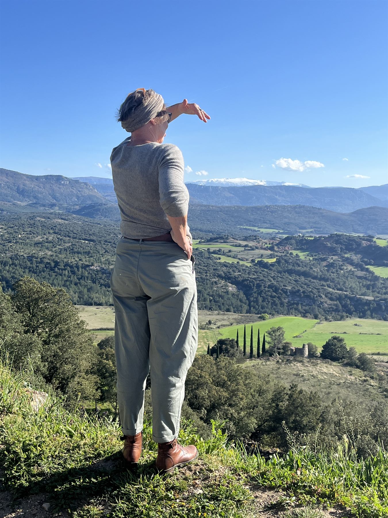 Somatic Class mit Blick über das Katharerland